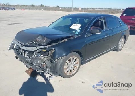 2012 Toyota Avalon Limited z USA, uszkodzony, nr VIN 4T1BK3DB7CU457980